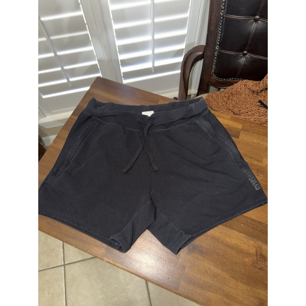 Gymshark Women's Shorts Size Small Graphic Black